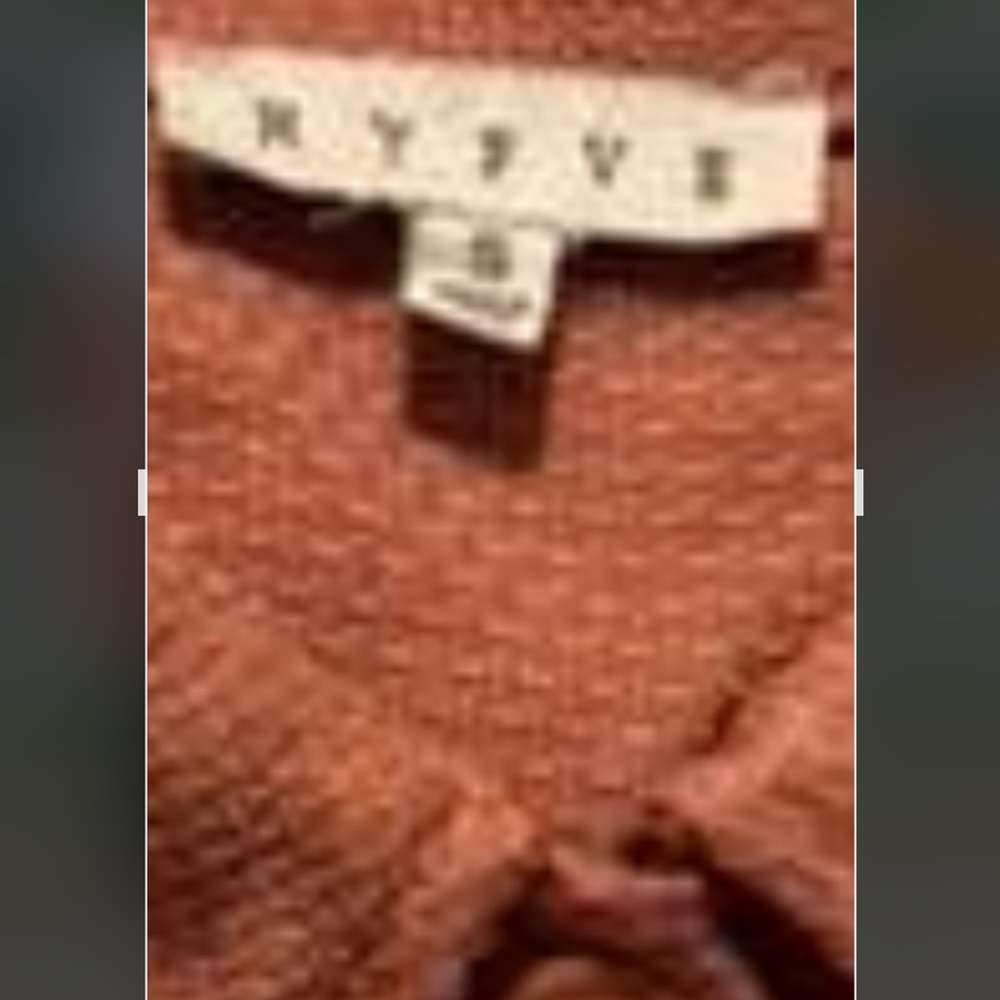 Women's Rust Button-Up Top - Picture 2 of 2
